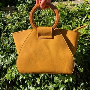 BRAND NEW - Crossbody Purse